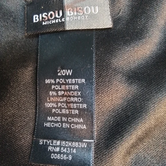 Bisou Bisou black sleeveless V neck long dress with large flower on skirt 20W - Picture 3 of 9